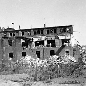 1944: 75% der Gebäude wurden bei Luftangriffen zerstört