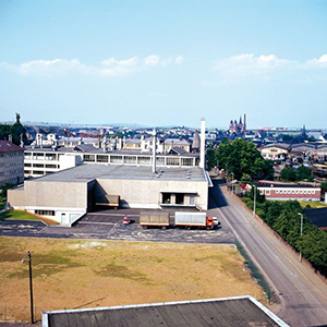 1972: Eine weitere Produktionshalle entstand